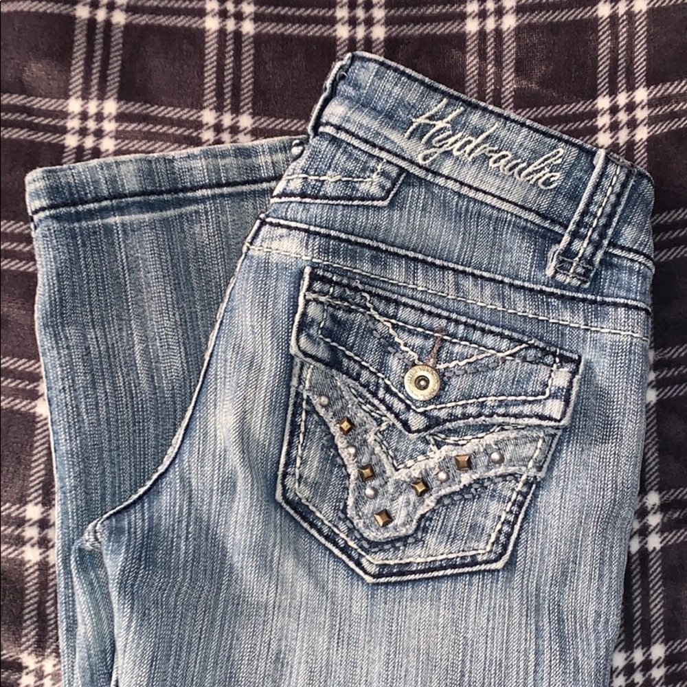 Hydraulic Capri Jeans
